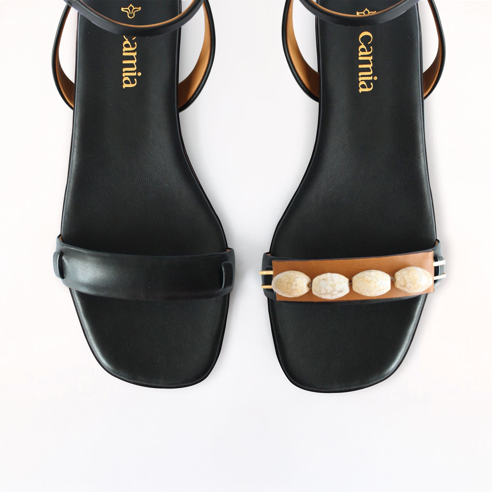 Light Agata Black Front