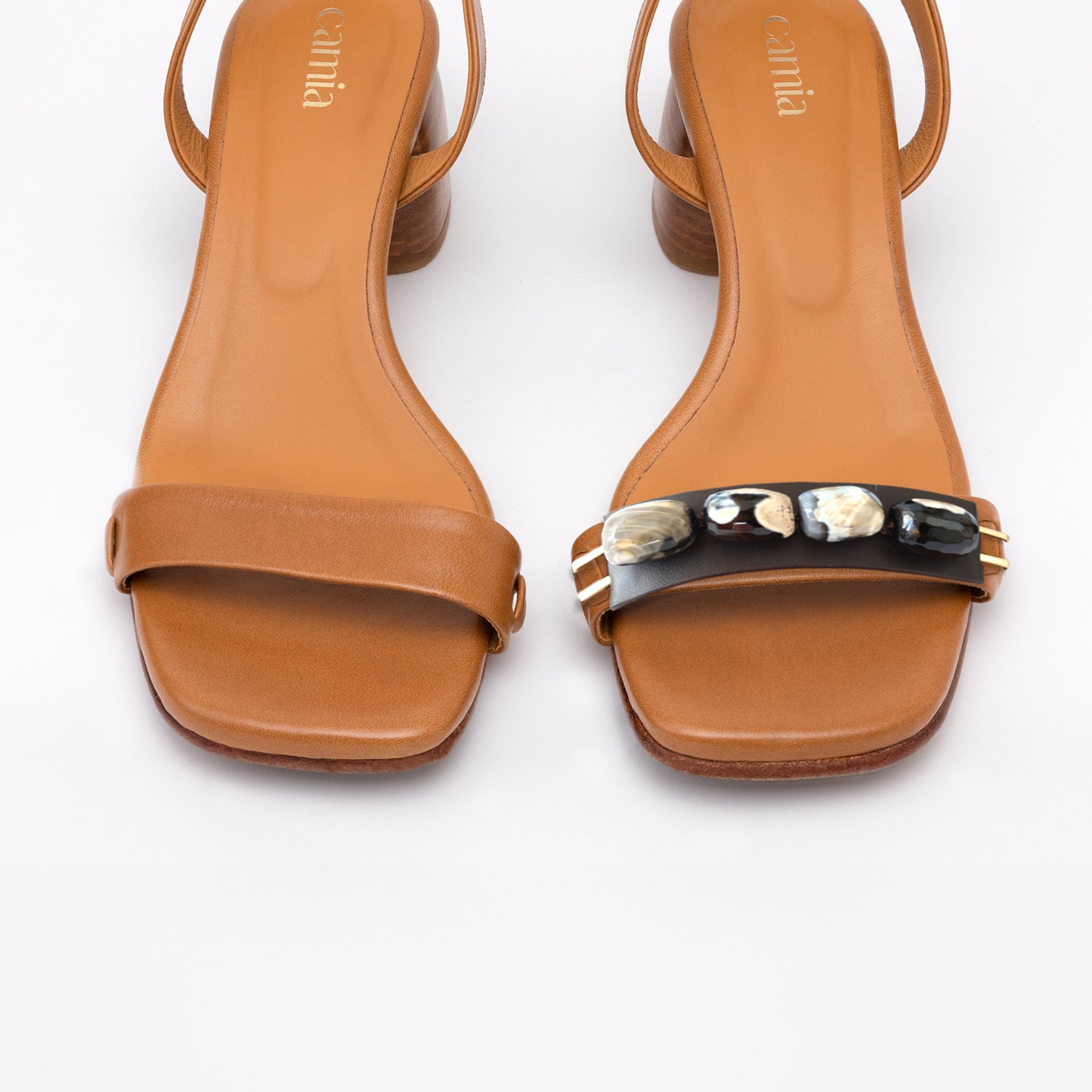 Dark Agata Camel Front