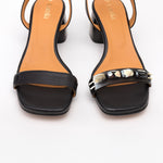 Dark Agata Black Front