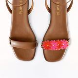 Petit Garden Red Camel