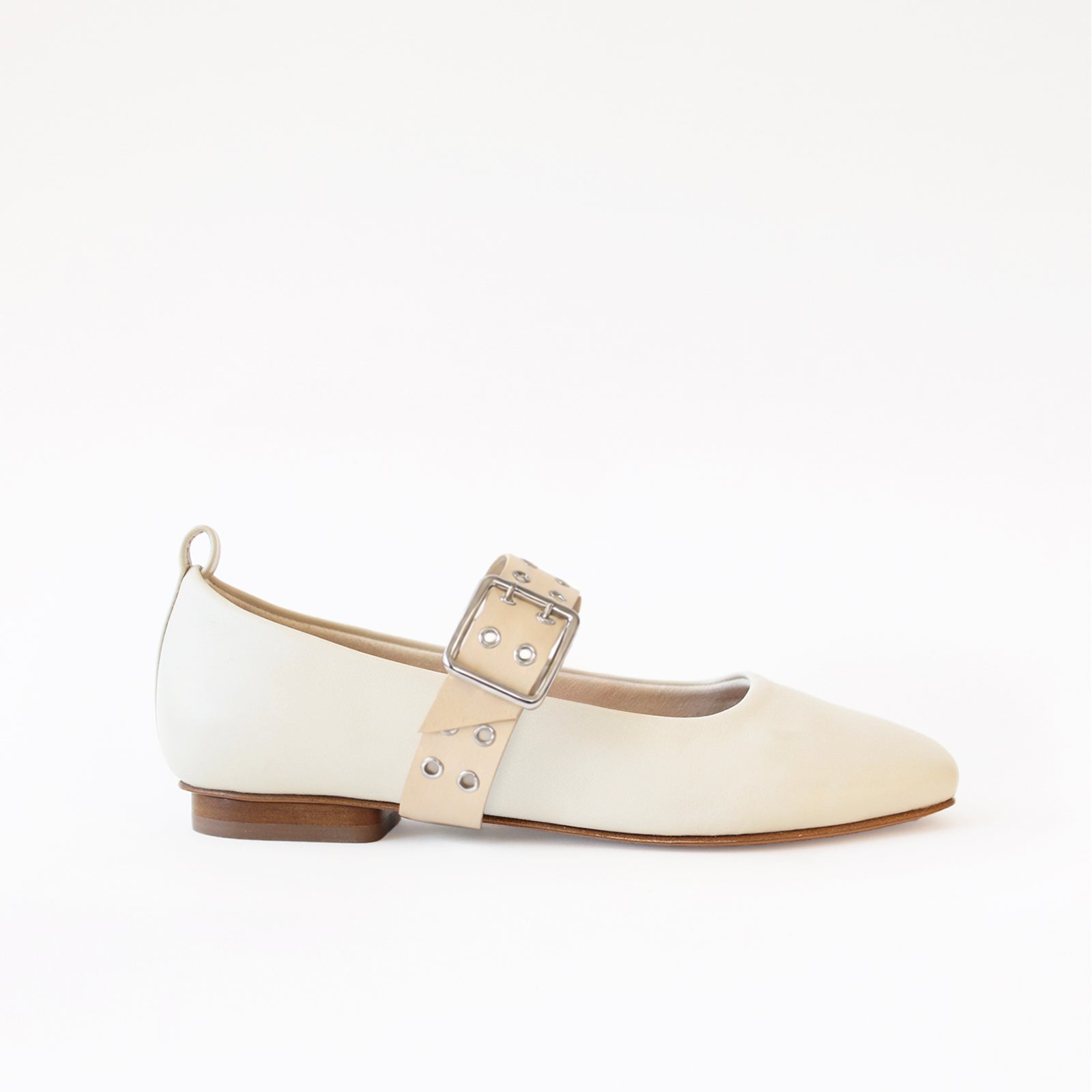 OffWhite - Buckle Cream