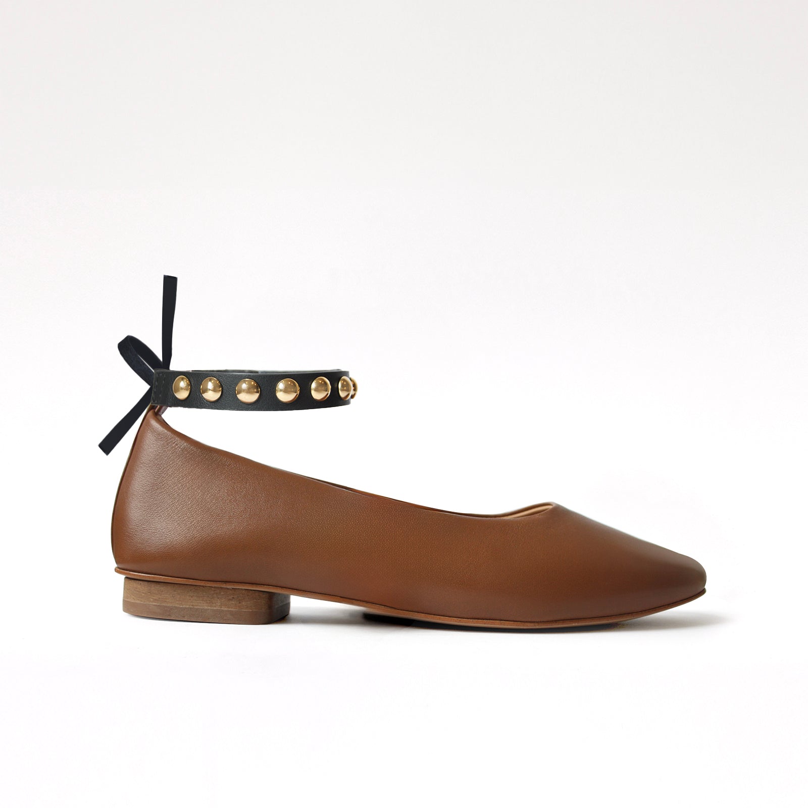 Caramel - Golden Studs Black Ankle
