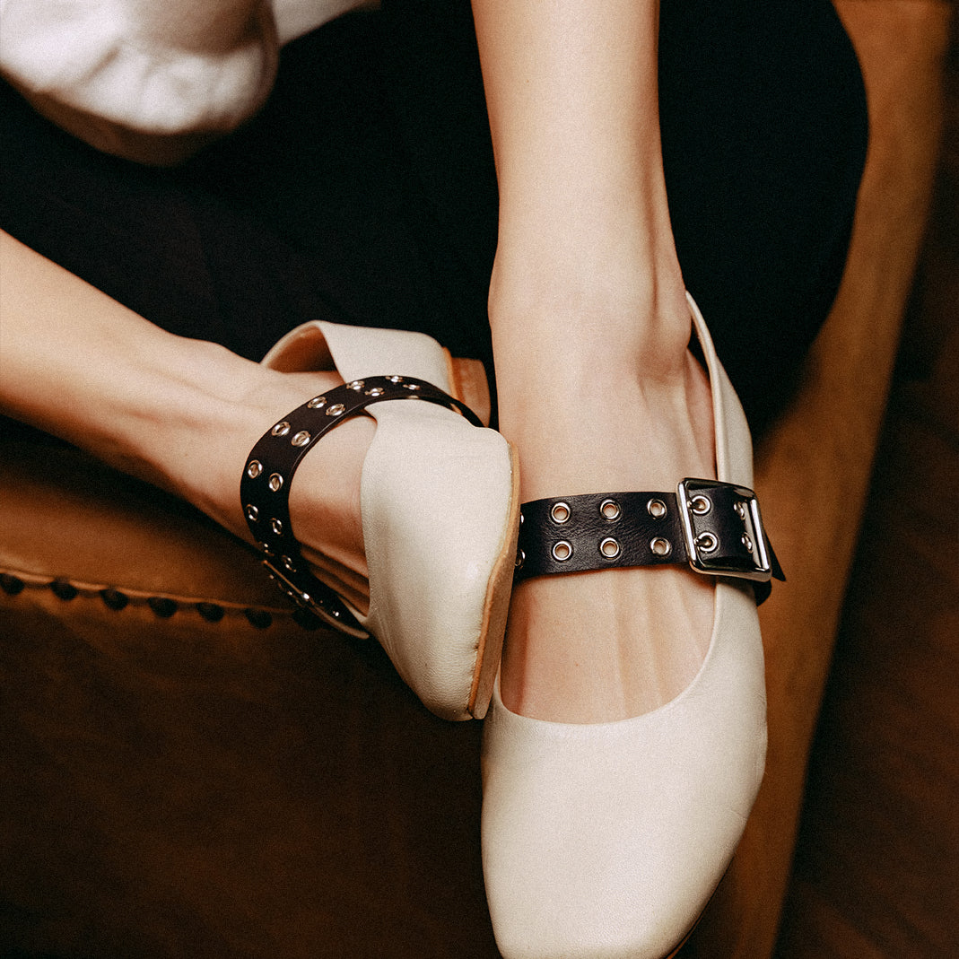 Off White Ballet + B.Buckle Strap